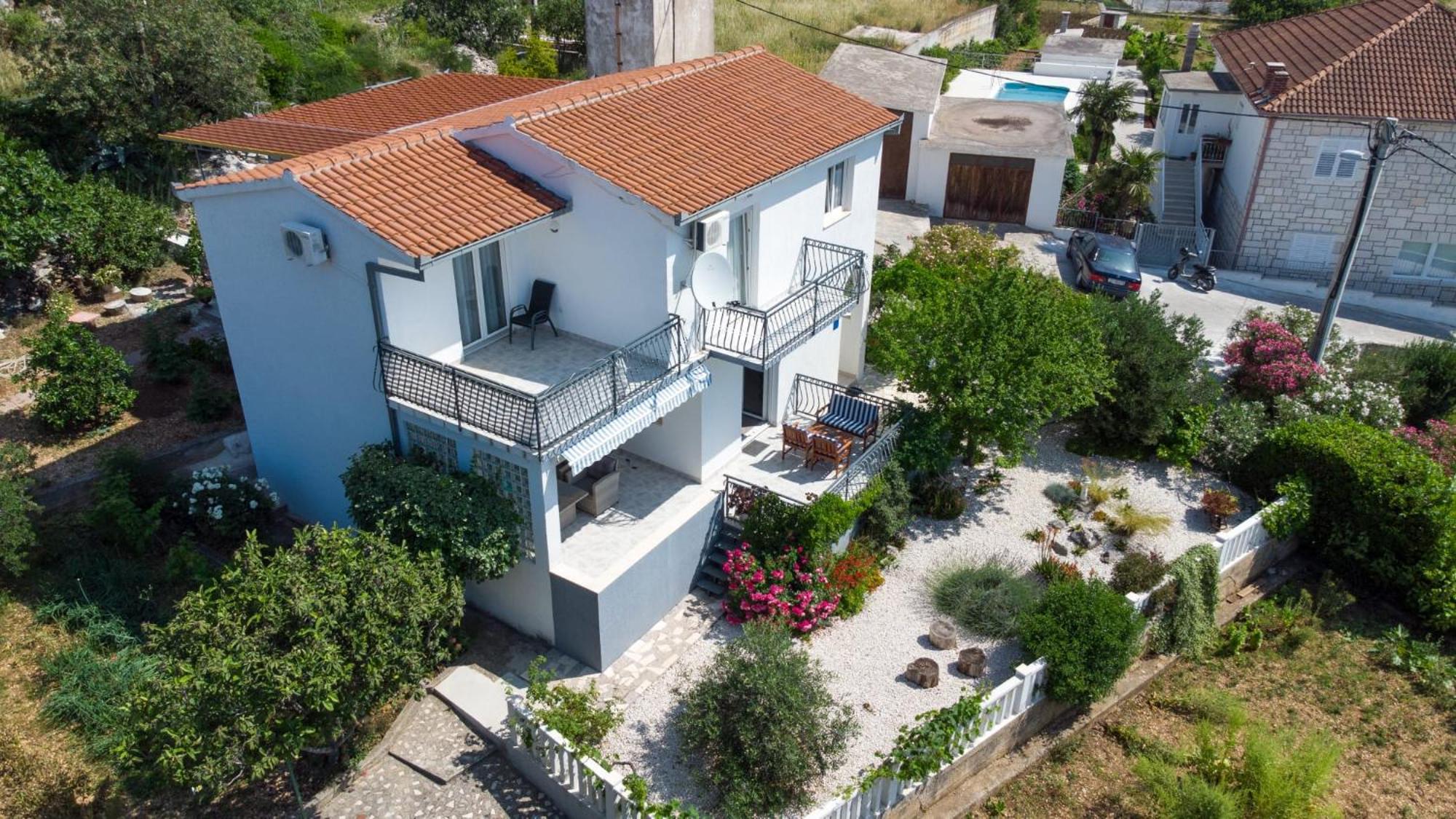 Rina Vacation Home 特罗吉尔 外观 照片